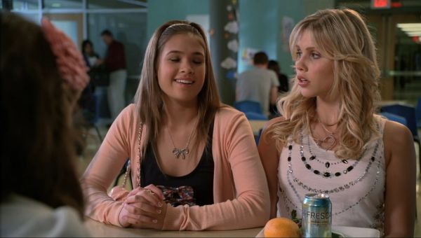 2011-meangirls2-caps0113.jpg