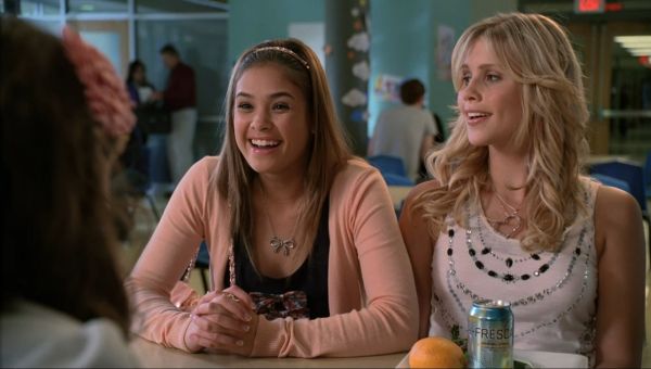 2011-meangirls2-caps0116.jpg