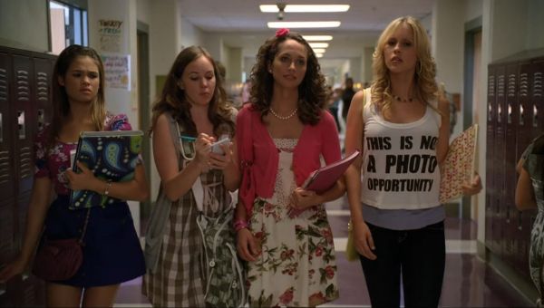 2011-meangirls2-caps0211.jpg