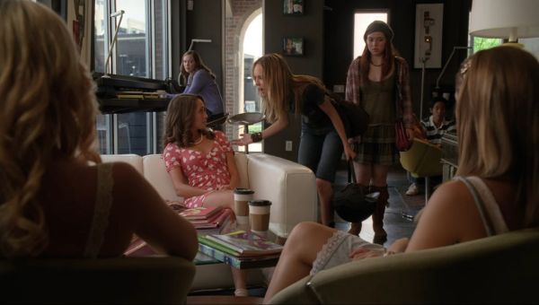 2011-meangirls2-caps0379.jpg