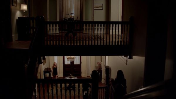 Claire-Holt-as-Rebekah-Mikaelson-in-The-Originals-s01e01-0012.jpg
