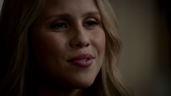Click to view full size image
==============
Claire-Holt-as-Rebekah-Mikaelson-in-The-Originals-s01e01-0051.jpg Claire-Holt-as-Rebekah-Mikaelson-in-The-Originals-s01e01-0051.jpg