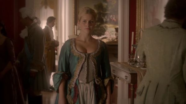 Click to view full size image
==============
Claire-Holt-as-Rebekah-Mikaelson-in-The-Originals-s01e01-0071.jpg Claire-Holt-as-Rebekah-Mikaelson-in-The-Originals-s01e01-0071.jpg