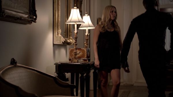 Claire-Holt-as-Rebekah-Mikaelson-in-The-Originals-s01e01-0098.jpg