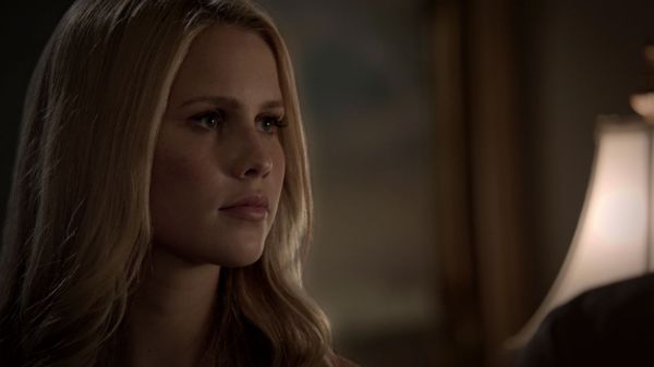 Click to view full size image
==============
Claire-Holt-as-Rebekah-Mikaelson-in-The-Originals-s01e01-0107.jpg Claire-Holt-as-Rebekah-Mikaelson-in-The-Originals-s01e01-0107.jpg