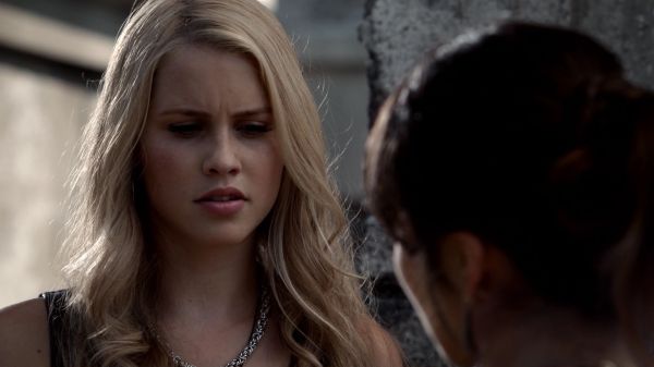 Claire-Holt-as-Rebekah-Mikaelson-in-The-Originals-s01e01-0191.jpg