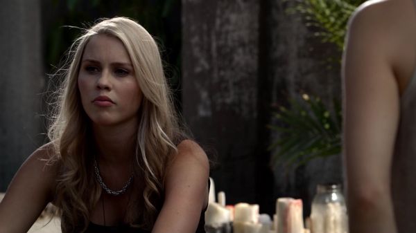 Claire-Holt-as-Rebekah-Mikaelson-in-The-Originals-s01e01-0197.jpg