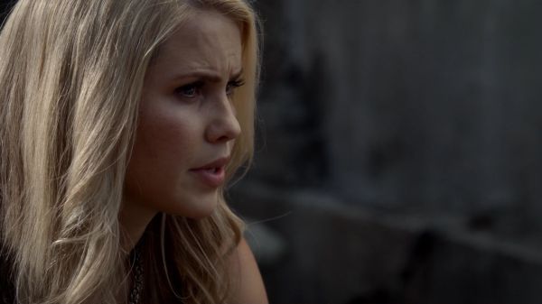 Click to view full size image
==============
Claire-Holt-as-Rebekah-Mikaelson-in-The-Originals-s01e01-0210.jpg Claire-Holt-as-Rebekah-Mikaelson-in-The-Originals-s01e01-0210.jpg