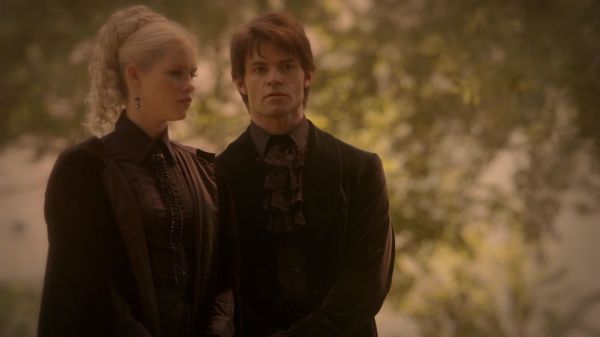 Claire-Holt-as-Rebekah-Mikaelson-in-The-Originals-s01e01-0231.jpg