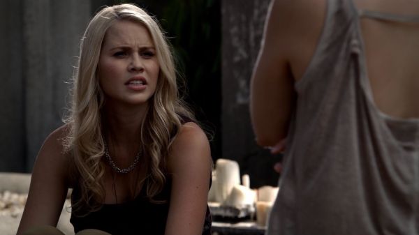 Claire-Holt-as-Rebekah-Mikaelson-in-The-Originals-s01e01-0235.jpg