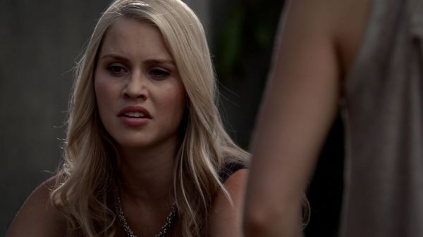 Claire-Holt-as-Rebekah-Mikaelson-in-The-Originals-s01e01-0239.jpg