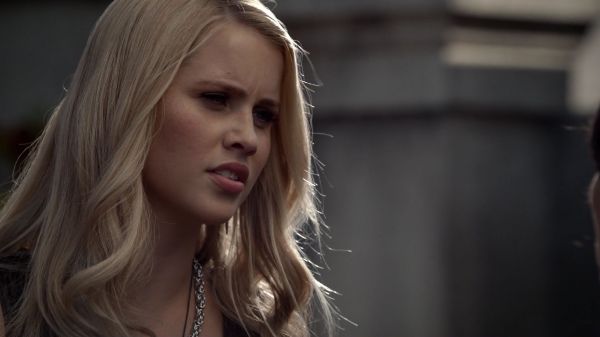 Click to view full size image
==============
Claire-Holt-as-Rebekah-Mikaelson-in-The-Originals-s01e01-0247.jpg Claire-Holt-as-Rebekah-Mikaelson-in-The-Originals-s01e01-0247.jpg