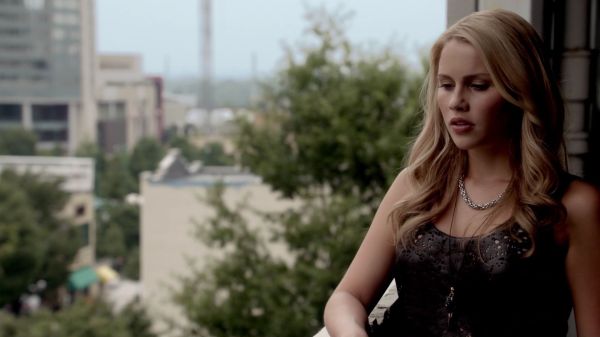 Claire-Holt-as-Rebekah-Mikaelson-in-The-Originals-s01e01-0254.jpg