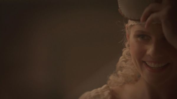 Claire-Holt-as-Rebekah-Mikaelson-in-The-Originals-s01e01-0260.jpg