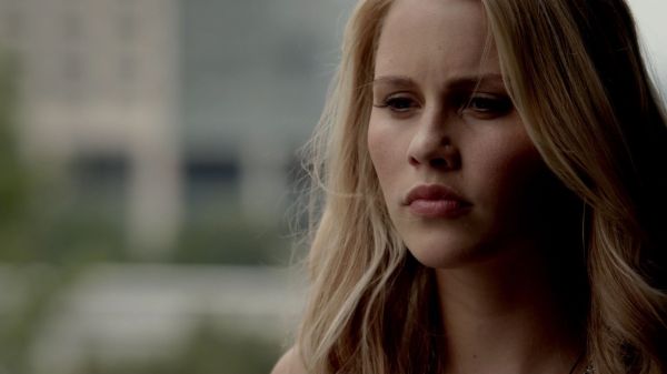 Click to view full size image
==============
Claire-Holt-as-Rebekah-Mikaelson-in-The-Originals-s01e01-0264.jpg Claire-Holt-as-Rebekah-Mikaelson-in-The-Originals-s01e01-0264.jpg