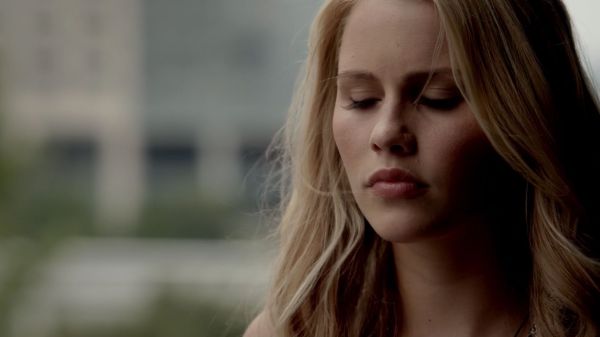 Click to view full size image
==============
Claire-Holt-as-Rebekah-Mikaelson-in-The-Originals-s01e01-0265.jpg Claire-Holt-as-Rebekah-Mikaelson-in-The-Originals-s01e01-0265.jpg