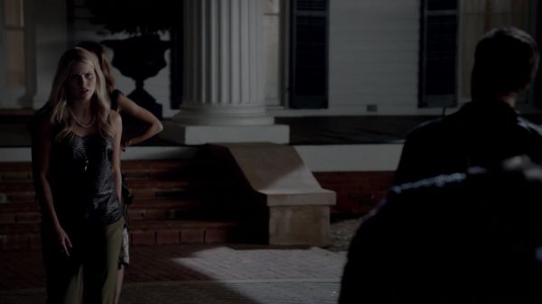 Claire-Holt-as-Rebekah-Mikaelson-in-The-Originals-s01e01-0304.jpg