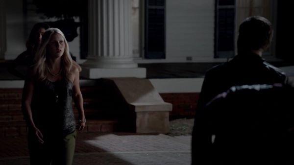 Click to view full size image
==============
Claire-Holt-as-Rebekah-Mikaelson-in-The-Originals-s01e01-0305.jpg Claire-Holt-as-Rebekah-Mikaelson-in-The-Originals-s01e01-0305.jpg