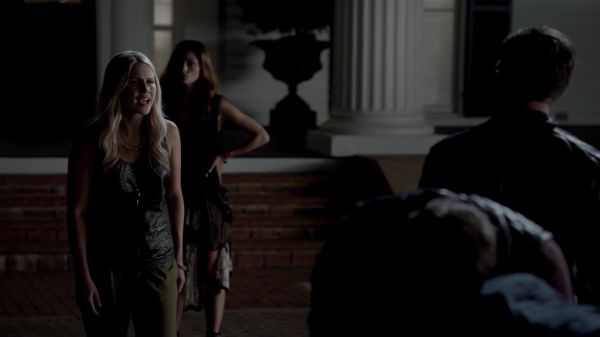 Claire-Holt-as-Rebekah-Mikaelson-in-The-Originals-s01e01-0310.jpg