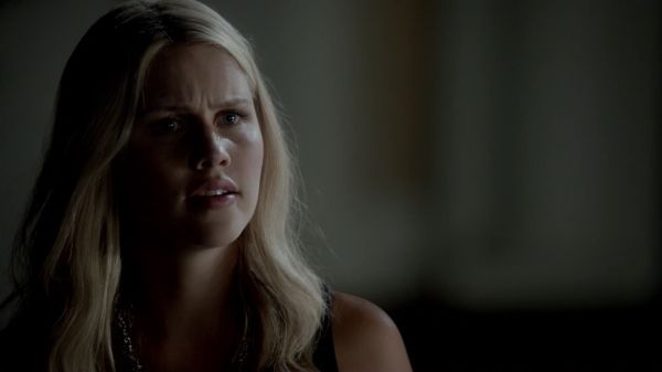 Claire-Holt-as-Rebekah-Mikaelson-in-The-Originals-s01e01-0323.jpg