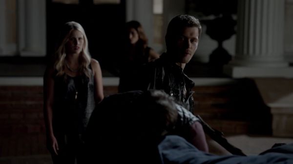 Claire-Holt-as-Rebekah-Mikaelson-in-The-Originals-s01e01-0326.jpg