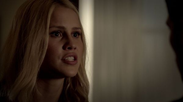 Claire-Holt-as-Rebekah-Mikaelson-in-The-Originals-s01e01-0350.jpg