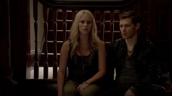 Claire-Holt-as-Rebekah-Mikaelson-in-The-Originals-s01e01-0360.jpg