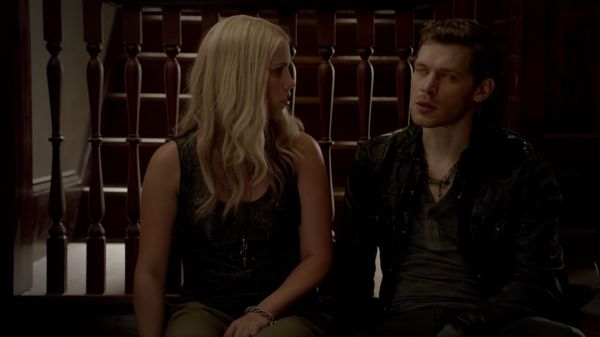 Claire-Holt-as-Rebekah-Mikaelson-in-The-Originals-s01e01-0367.jpg