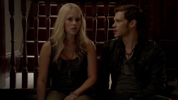 Claire-Holt-as-Rebekah-Mikaelson-in-The-Originals-s01e01-0371.jpg