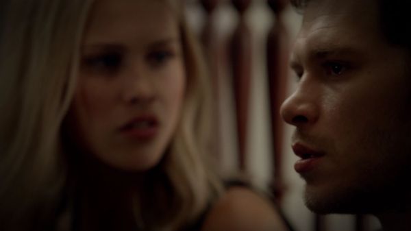 Click to view full size image
==============
Claire-Holt-as-Rebekah-Mikaelson-in-The-Originals-s01e01-0384.jpg Claire-Holt-as-Rebekah-Mikaelson-in-The-Originals-s01e01-0384.jpg