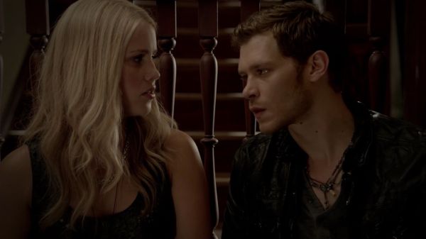 Click to view full size image
==============
Claire-Holt-as-Rebekah-Mikaelson-in-The-Originals-s01e01-0389.jpg Claire-Holt-as-Rebekah-Mikaelson-in-The-Originals-s01e01-0389.jpg
