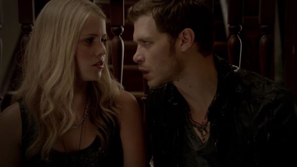 Click to view full size image
==============
Claire-Holt-as-Rebekah-Mikaelson-in-The-Originals-s01e01-0390.jpg Claire-Holt-as-Rebekah-Mikaelson-in-The-Originals-s01e01-0390.jpg