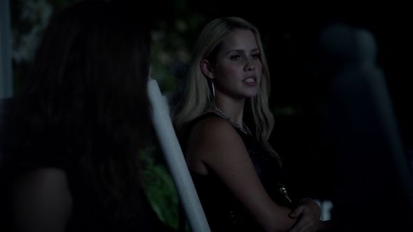 Claire-Holt-as-Rebekah-Mikaelson-in-The-Originals-s01e01-0430.jpg
