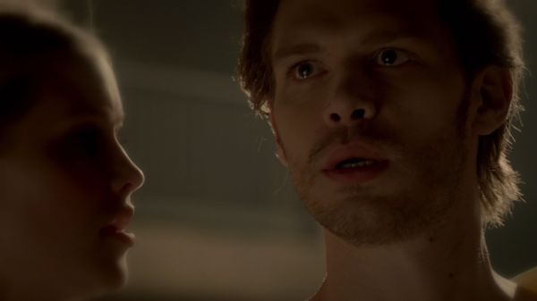 Claire-Holt-as-Rebekah-Mikaelson-in-The-Originals-s01e01-0469.jpg