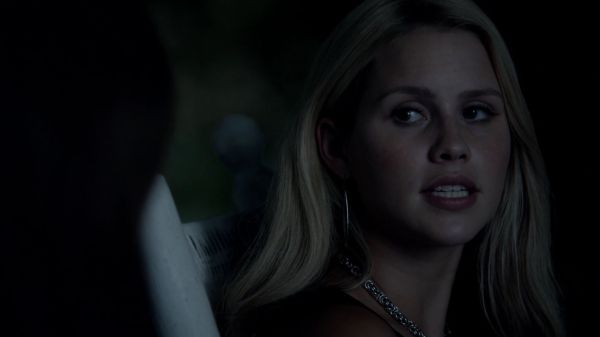 Claire-Holt-as-Rebekah-Mikaelson-in-The-Originals-s01e01-0484.jpg