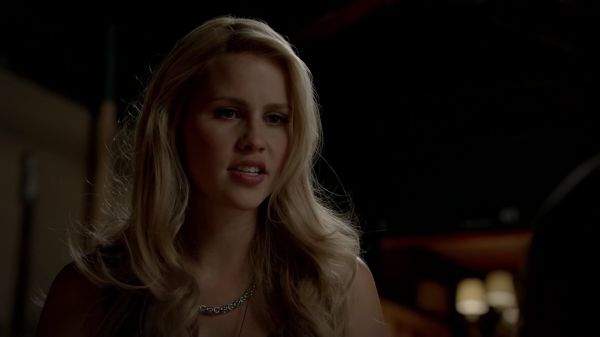 Claire-Holt-as-Rebekah-Mikaelson-in-The-Originals-s01e01-0504.jpg