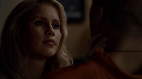 Claire-Holt-as-Rebekah-Mikaelson-in-The-Originals-s01e01-0510.jpg