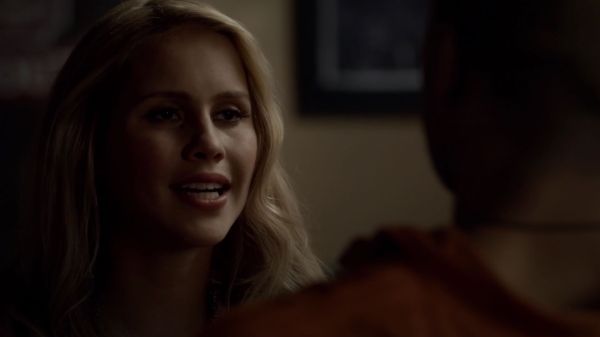 Claire-Holt-as-Rebekah-Mikaelson-in-The-Originals-s01e01-0512.jpg