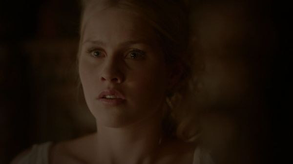 Claire-Holt-as-Rebekah-Mikaelson-in-The-Originals-s01e01-0547.jpg