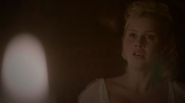 Claire-Holt-as-Rebekah-Mikaelson-in-The-Originals-s01e01-0553.jpg
