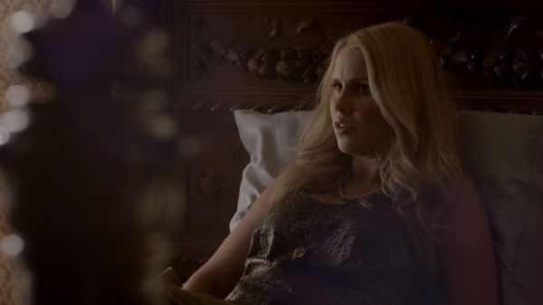 Claire-Holt-as-Rebekah-Mikaelson-in-The-Originals-s01e01-0571.jpg