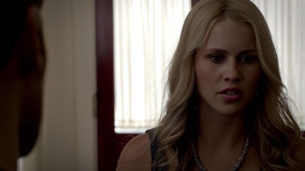 Click to view full size image
==============
Claire-Holt-as-Rebekah-Mikaelson-in-The-Originals-s01e01-0605.jpg Claire-Holt-as-Rebekah-Mikaelson-in-The-Originals-s01e01-0605.jpg