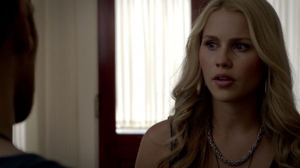 Click to view full size image
==============
Claire-Holt-as-Rebekah-Mikaelson-in-The-Originals-s01e01-0610.jpg Claire-Holt-as-Rebekah-Mikaelson-in-The-Originals-s01e01-0610.jpg