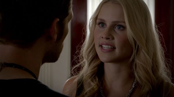 Claire-Holt-as-Rebekah-Mikaelson-in-The-Originals-s01e01-0622.jpg