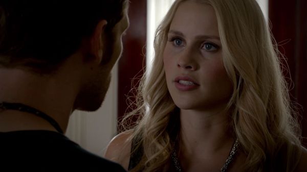 Claire-Holt-as-Rebekah-Mikaelson-in-The-Originals-s01e01-0623.jpg