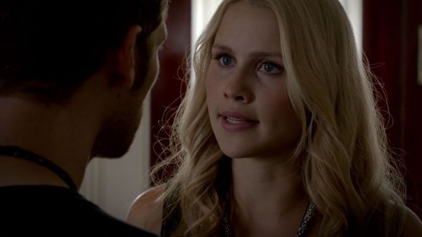 Claire-Holt-as-Rebekah-Mikaelson-in-The-Originals-s01e01-0625.jpg