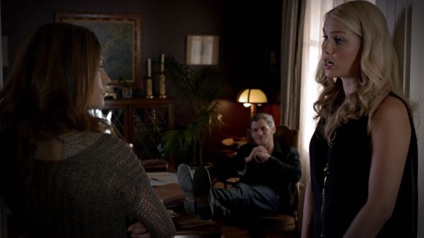 Claire-Holt-as-Rebekah-Mikaelson-in-The-Originals-s01e03-0016.jpg