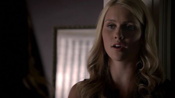 Claire-Holt-as-Rebekah-Mikaelson-in-The-Originals-s01e03-0018.jpg