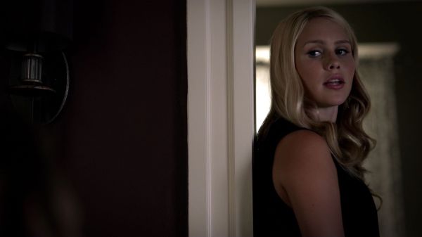 Click to view full size image
==============
Claire-Holt-as-Rebekah-Mikaelson-in-The-Originals-s01e03-0023.jpg Claire-Holt-as-Rebekah-Mikaelson-in-The-Originals-s01e03-0023.jpg