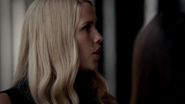 Click to view full size image
==============
Claire-Holt-as-Rebekah-Mikaelson-in-The-Originals-s01e03-0037.jpg Claire-Holt-as-Rebekah-Mikaelson-in-The-Originals-s01e03-0037.jpg